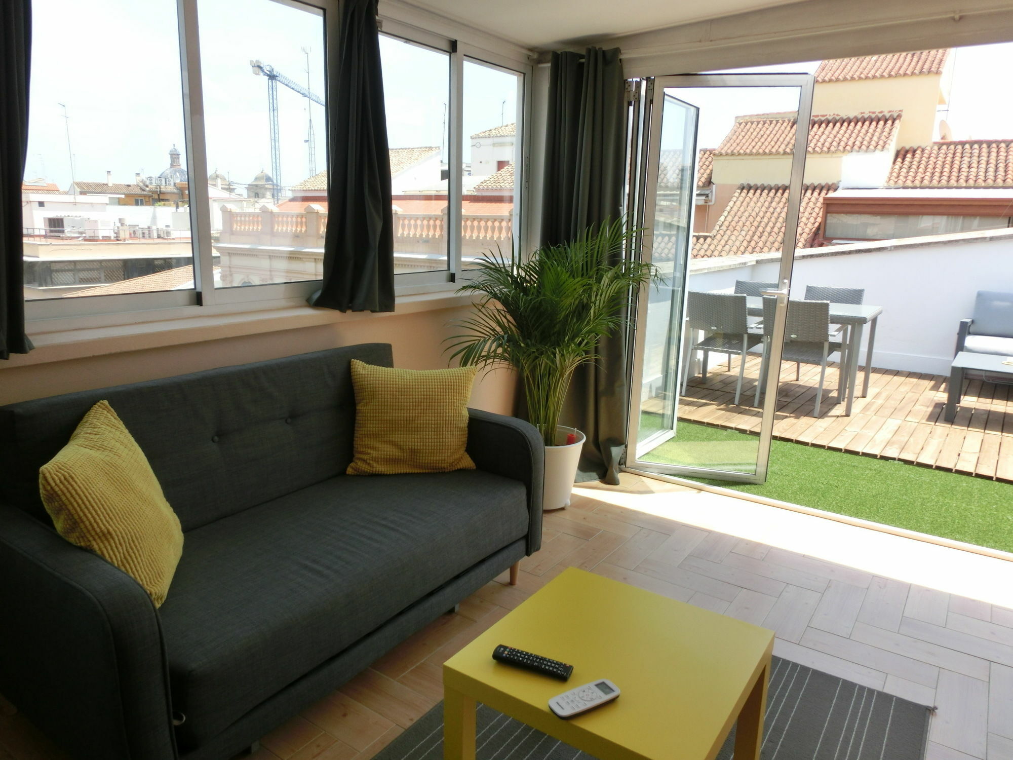 Total Valencia Attics I Apartment Exterior photo